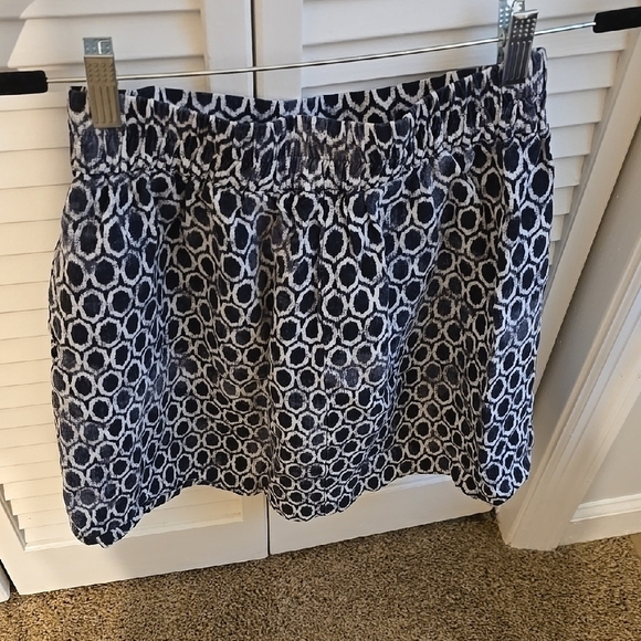 LOFT WOMENS PETITE SKIRT SIZE SP - Picture 2 of 3